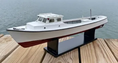 Draketail Workboat, view 2